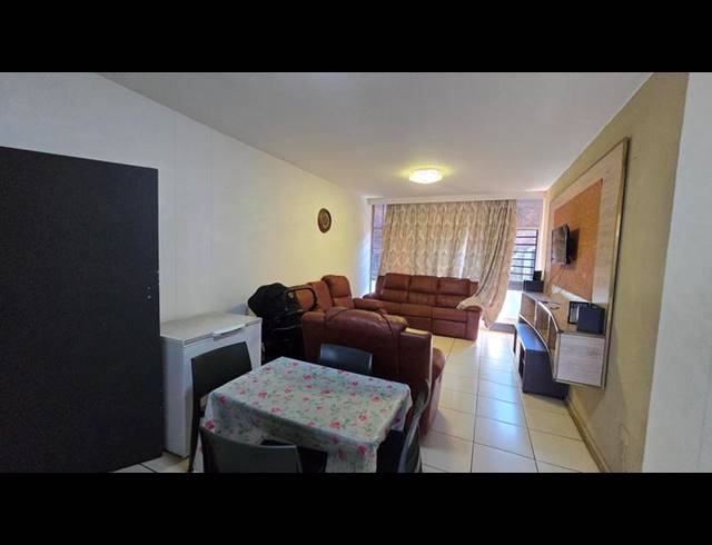 2 BEDROOM APARTMENT FOR SALE IN LYNDHURST